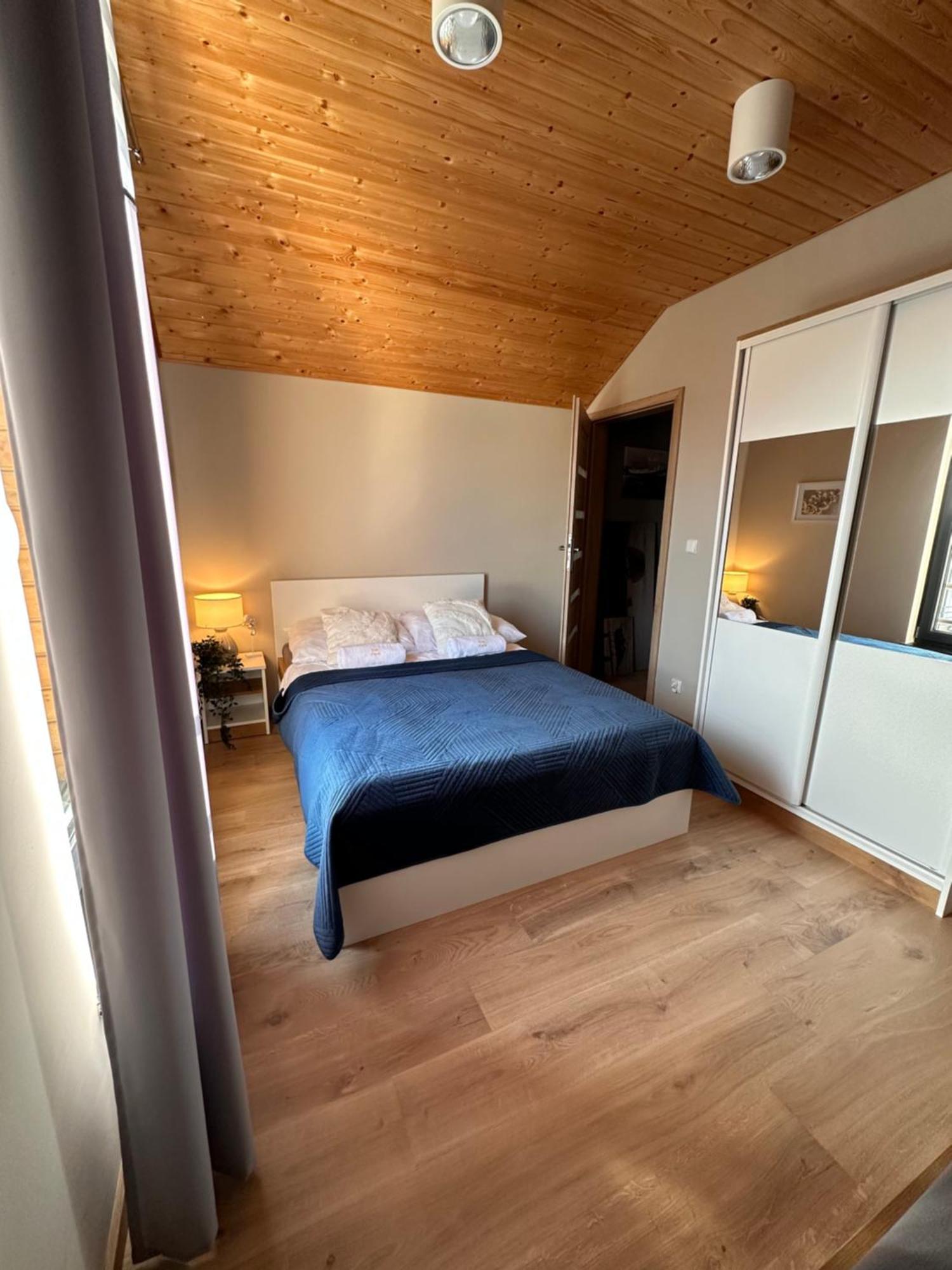 Jastrzębia Góra Domki Zlote Piaski Kryty Basen Sauna Jacuzzi מראה חיצוני תמונה