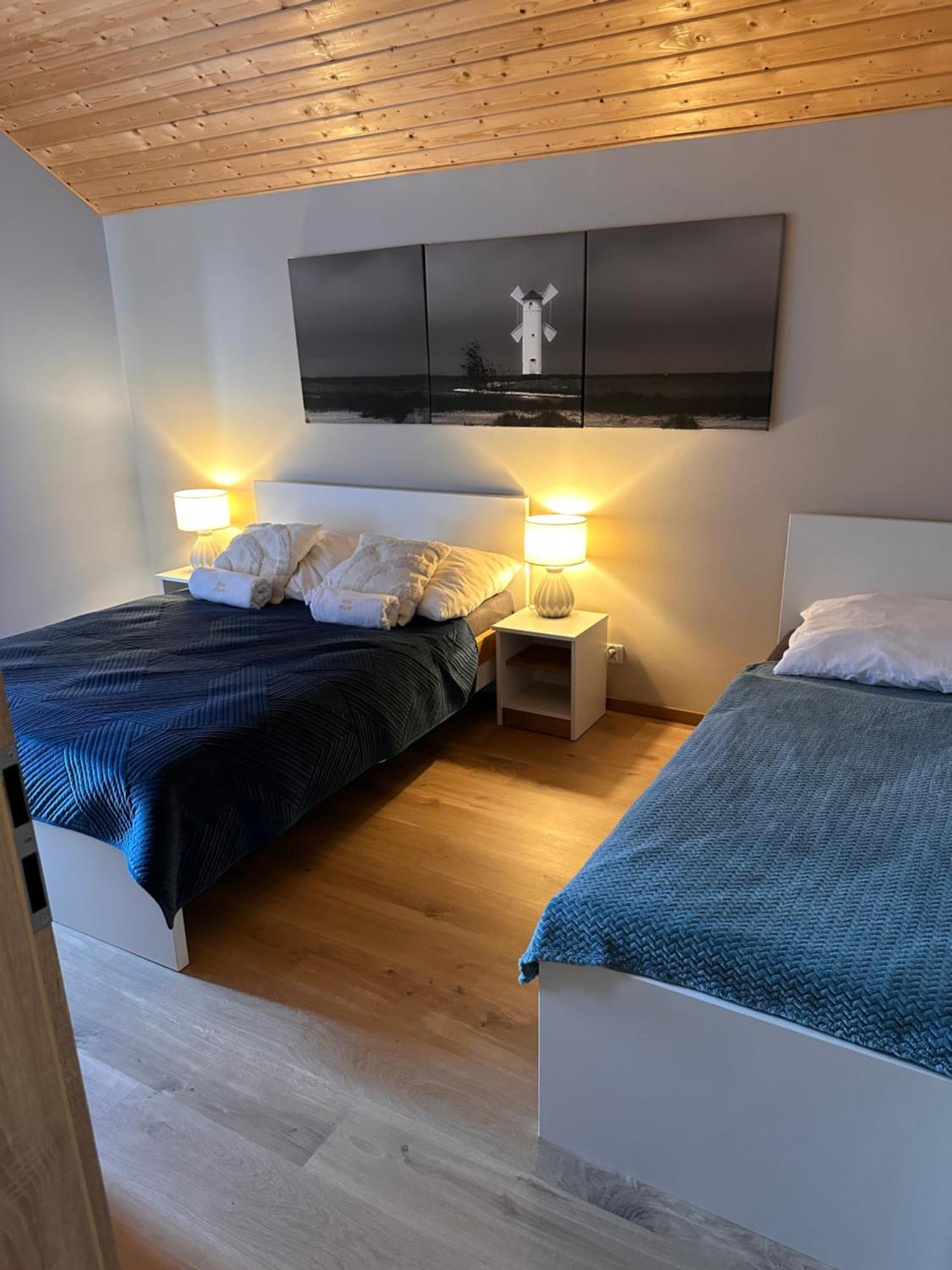 Jastrzębia Góra Domki Zlote Piaski Kryty Basen Sauna Jacuzzi מראה חיצוני תמונה