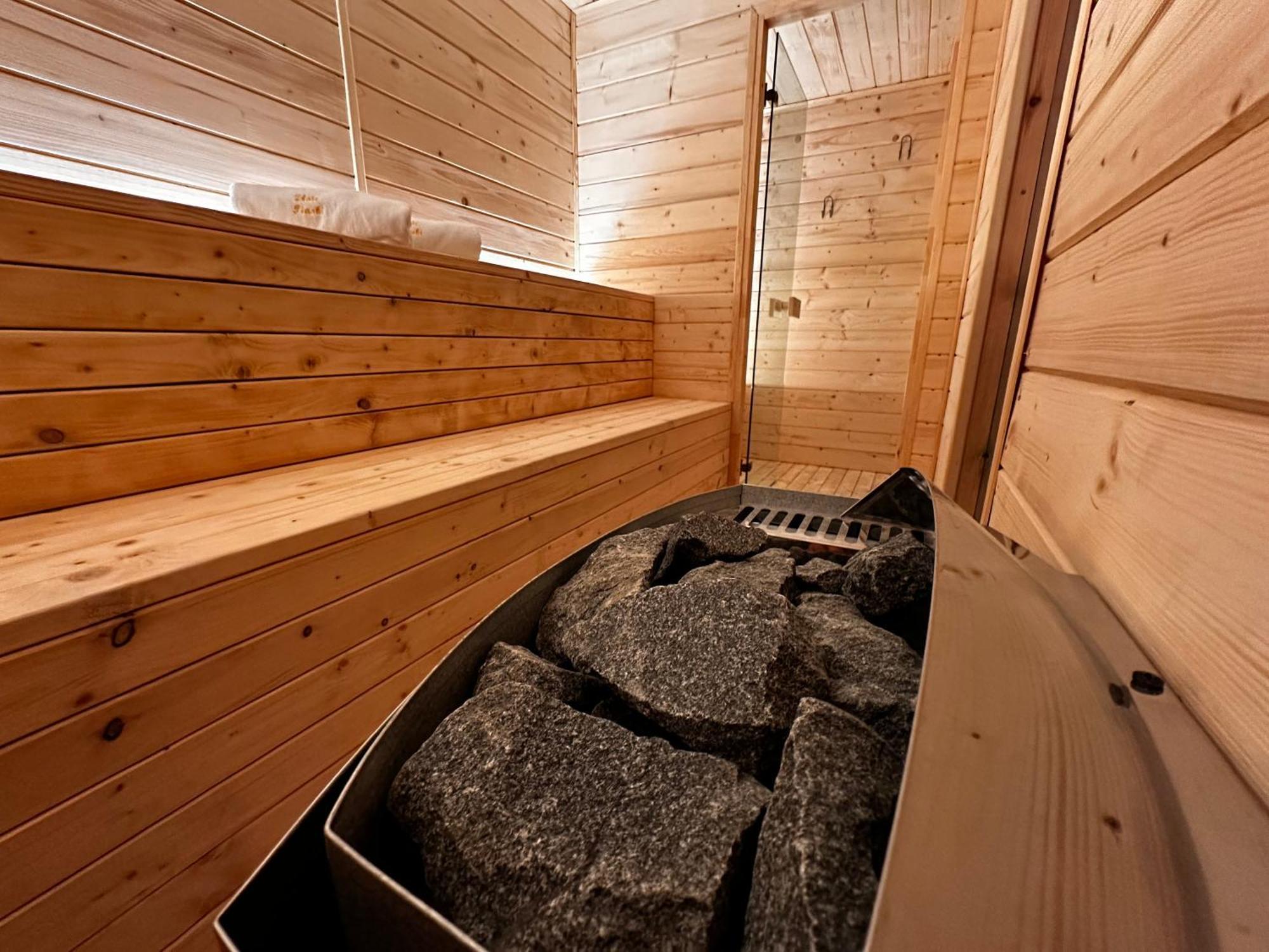 Jastrzębia Góra Domki Zlote Piaski Kryty Basen Sauna Jacuzzi מראה חיצוני תמונה